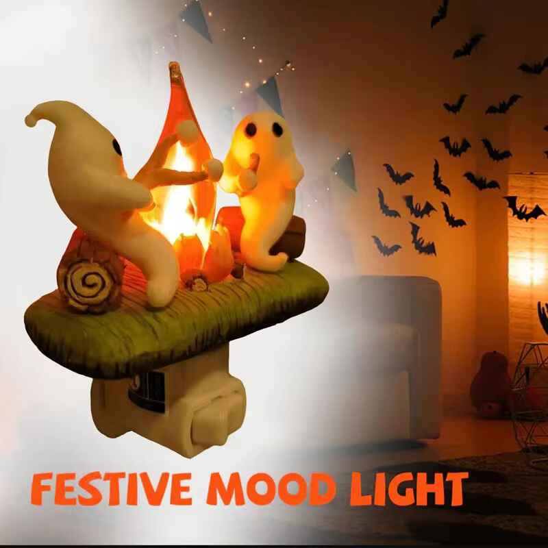 Flackernde Nachtlampe im Geister-Lagerfeuer Design