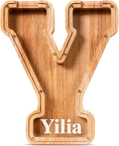 Handgefertigte Holz-Spardose in Buchstabenform (personalisierbar)