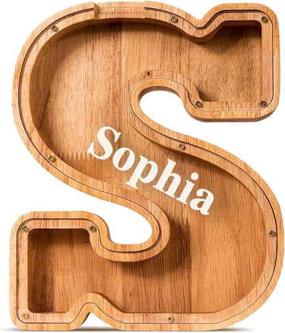 Handgefertigte Holz-Spardose in Buchstabenform (personalisierbar)