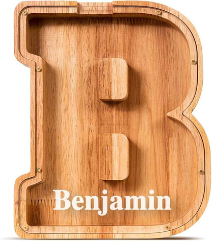 Handgefertigte Holz-Spardose in Buchstabenform (personalisierbar)