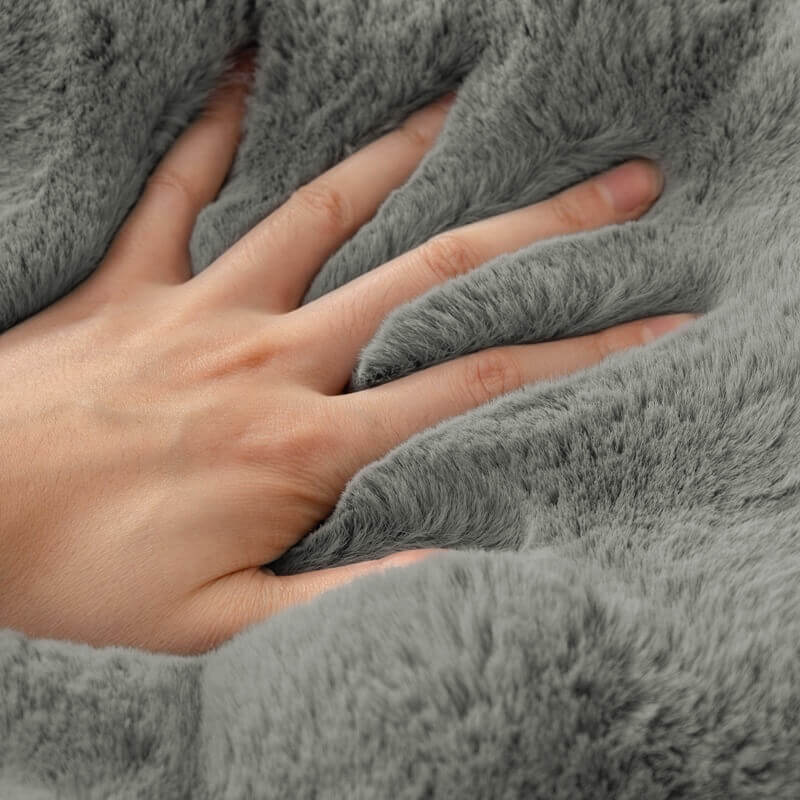 Anti-Kratz Polstermöbel Schutz im Plüsch-Design